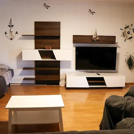 Paola Apartment Pula