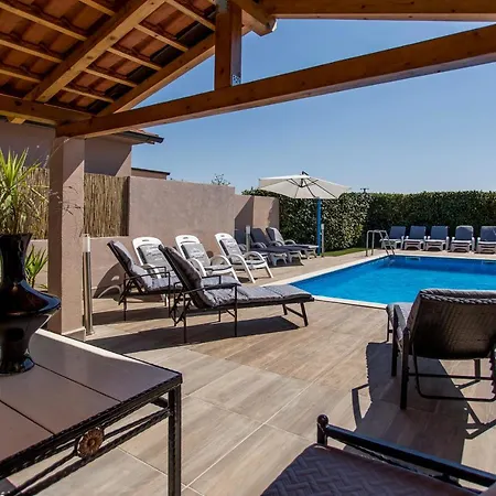 Apartament Paola Pula