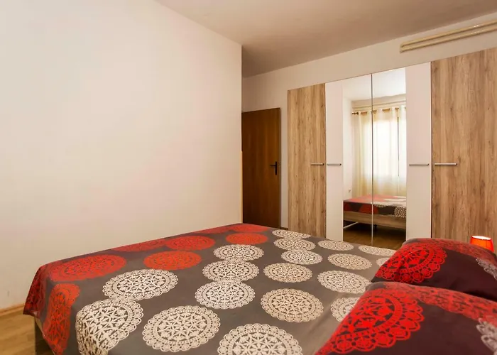 Paola Апартаменты *