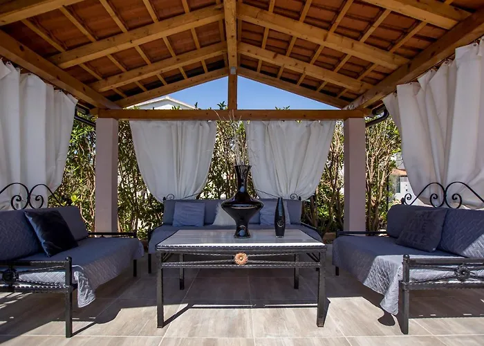 Апартаменты Paola *